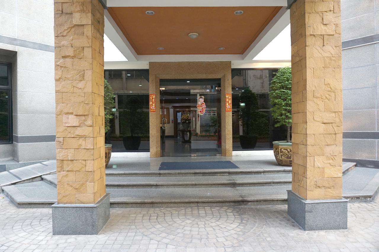 Grand Diamond Condominium Bangkok Exterior photo